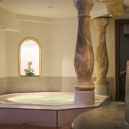 Grieshof Hotel 4*