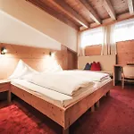 Hotel Grieshof 4*